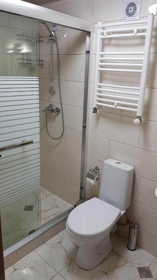 Park Hotel Kutaisi Ngoại thất bức ảnh